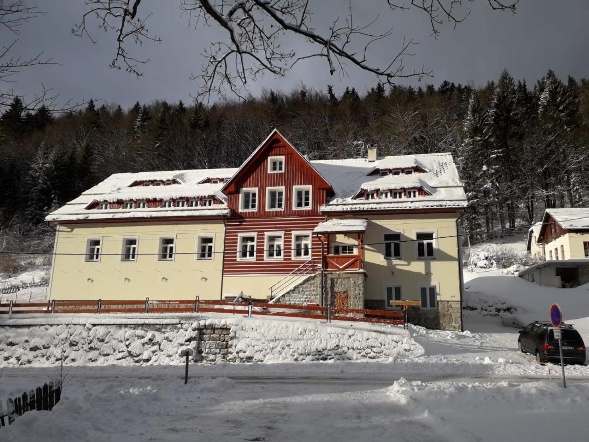 Apartmany Pod Marianskymi Schody Albrechtice v Jizerskych horach Kültér fotó